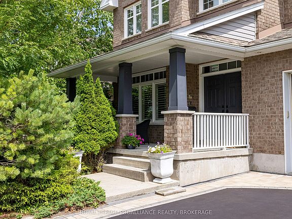 2nd image of 633 Fieldstone Dr
