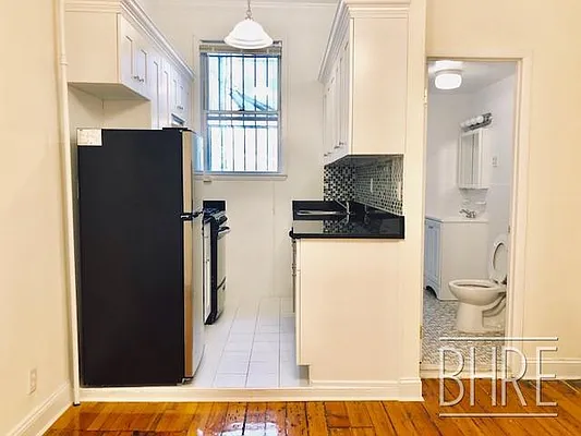 Rented by Brooklyn Heights Real Estate Inc | media 29