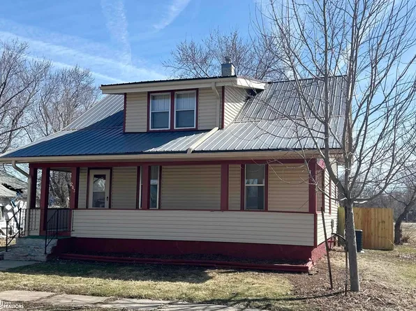 203 Maple St, Clemons, IA 50051