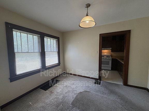 5th image of 4124 E 11th St #4128