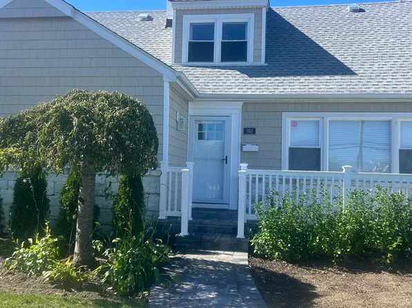 165 Franklin Blvd, Long Beach, NY 11561