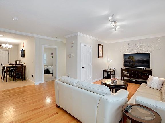 3rd image of 750 Willard St Unit 1B
