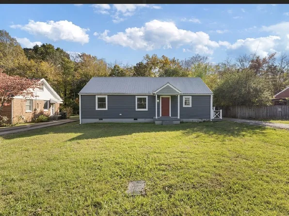 109 Brook Dr, Dickson, TN 37055