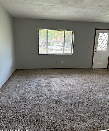 2nd image of 1428 Dexter Dr N