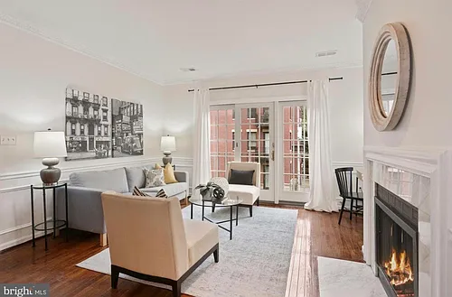 1690 Euclid St NW #B Photo 1