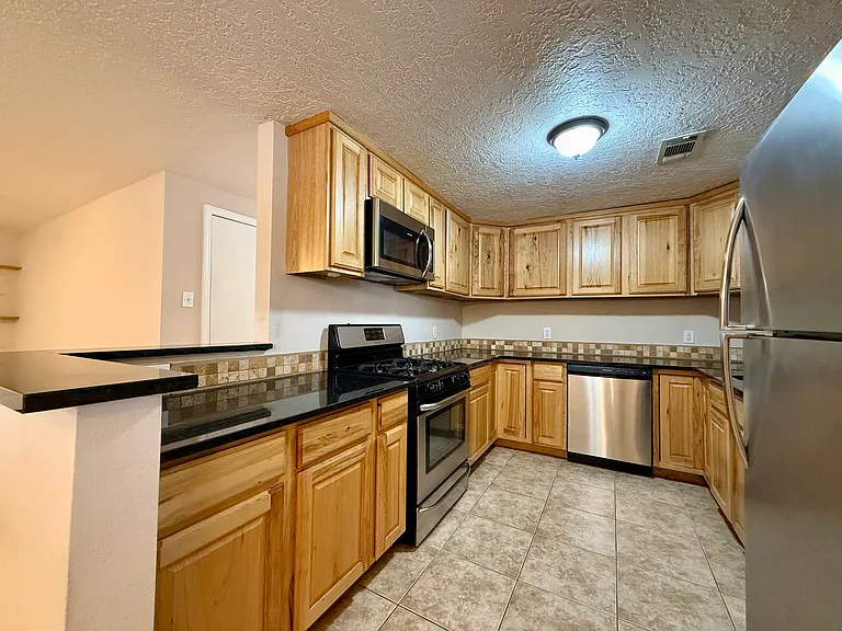 10413 Mountain Rd NE — Photo 10
