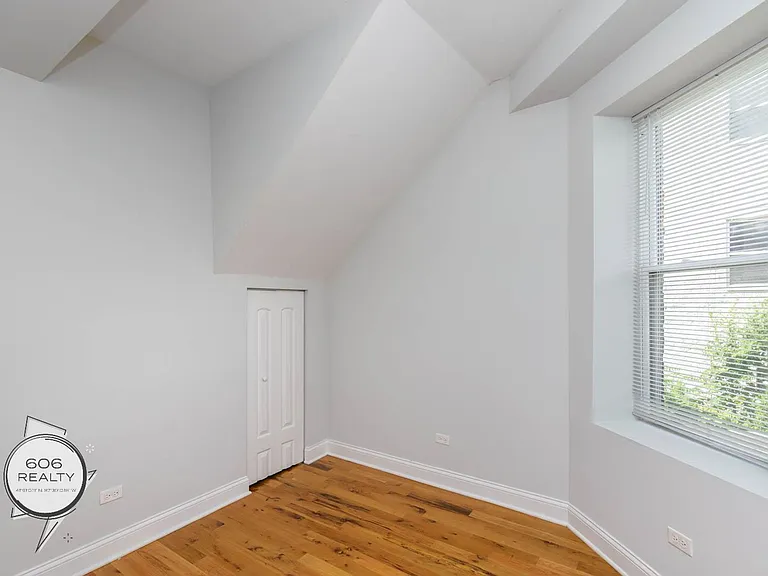 West Wicker Park Apts! — Photo 6