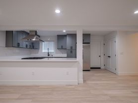 Pullman Lane Residences, E