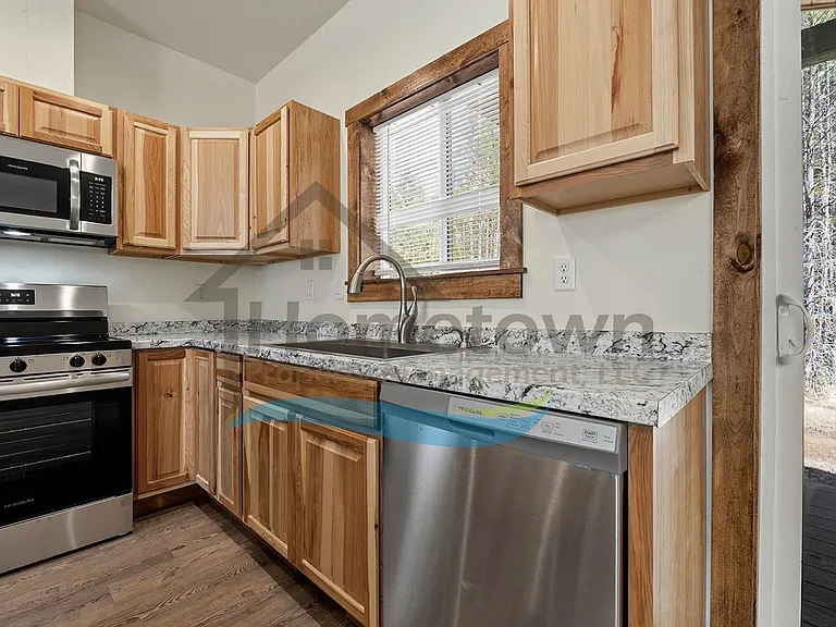 145 Burnt Tree Ln — Photo 8