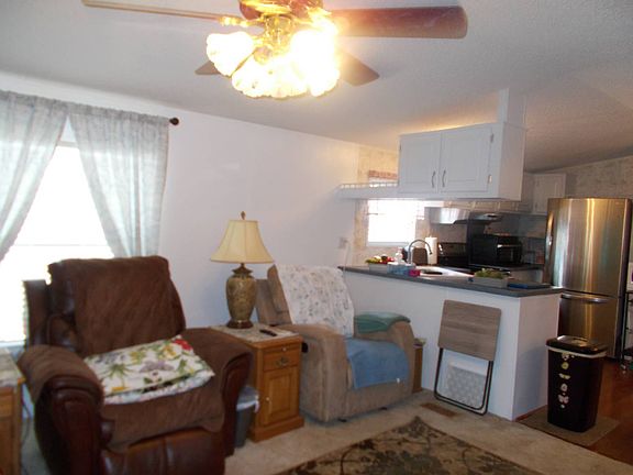 5th image of 311 Bird Ave