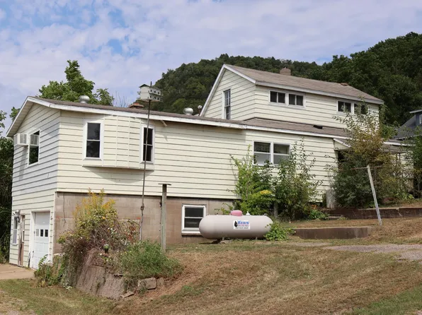 100 N 2nd St, Alma, WI 54610