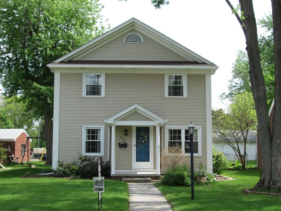 1st image of 552 E Indiana Ave