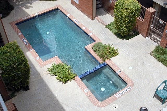 2nd image of 106 E 30th St APT 202