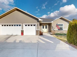 7106 Vista Ridge Ave, Yakima, WA 98903