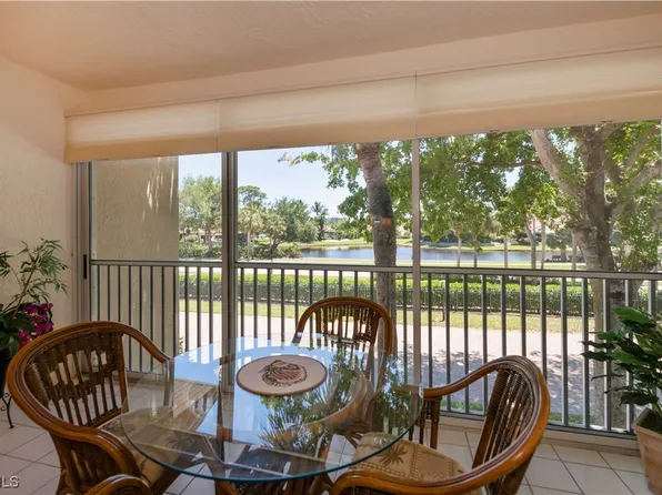 5809 Glencove Dr APT 905, Naples, FL 34108