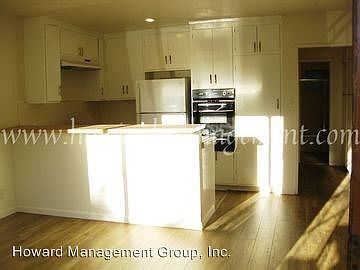 4th image of 2104 Ocean Park Blvd APT 1