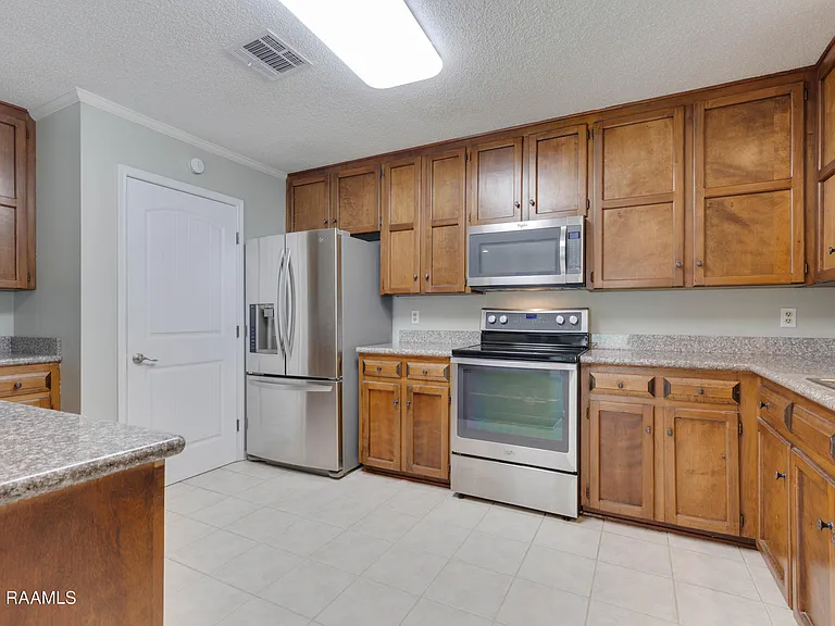 118 Village Green Dr — Photo 13