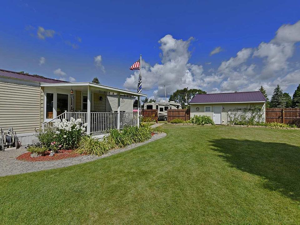 1st image of 4969 Luanne Ln