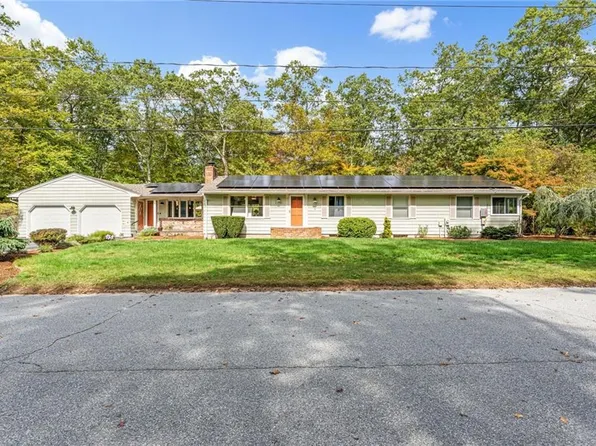34 Highland Ter, Scituate, RI 02857