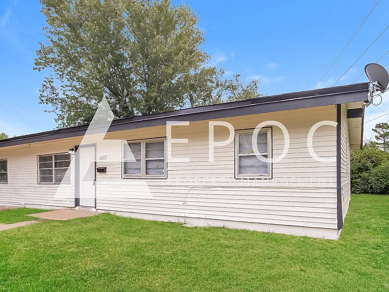 5407 N Johnstown Ave — Photo 2