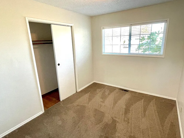 12244 NE Stanton St #A-C — Photo 7