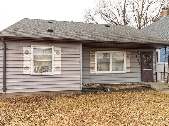 3rd image of 1248 Farrington St