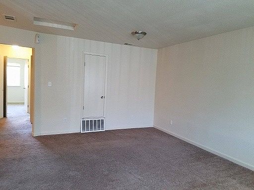 3rd image of 4613 Ashdale Ct APT 2