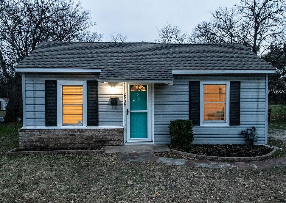 1st image of 2904 Olive Pl