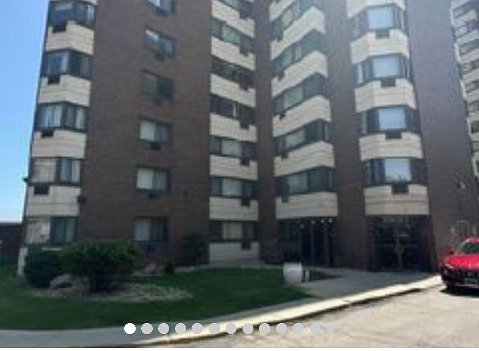 1st image of 7337 S South Shore Dr APT 628