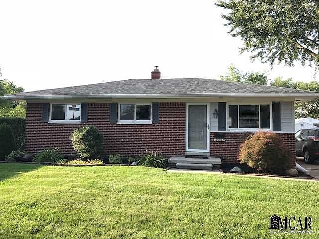 1st image of 31832 Lafler Dr