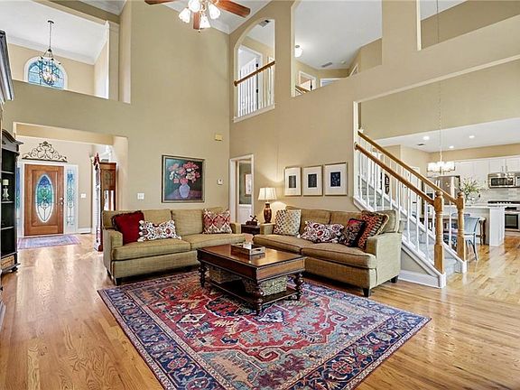5th image of 4030 Three Chimneys Ln