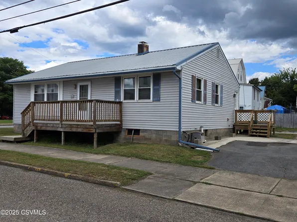 155 3rd St, Benton, PA 17814