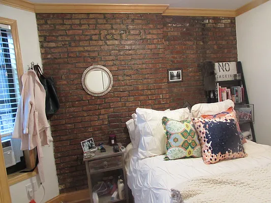 Rented by Majesty Management | media 27