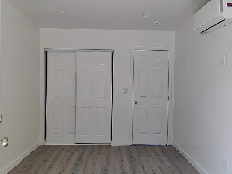 222 N Keystone St #102 — Photo 7