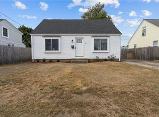 37 Arrow Ave, Warwick, RI 02886