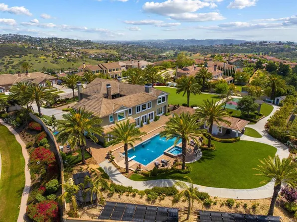 2574 Muirfields Dr, Carlsbad, CA 92009