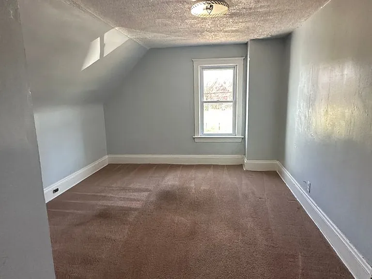 5885 Cable Ave — Photo 6