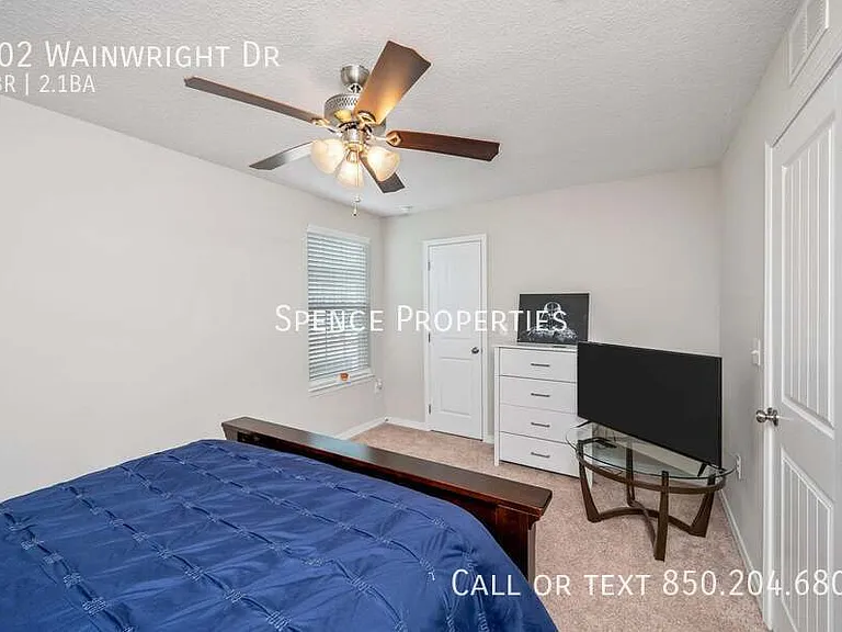 202 Wainwright Dr — Photo 30