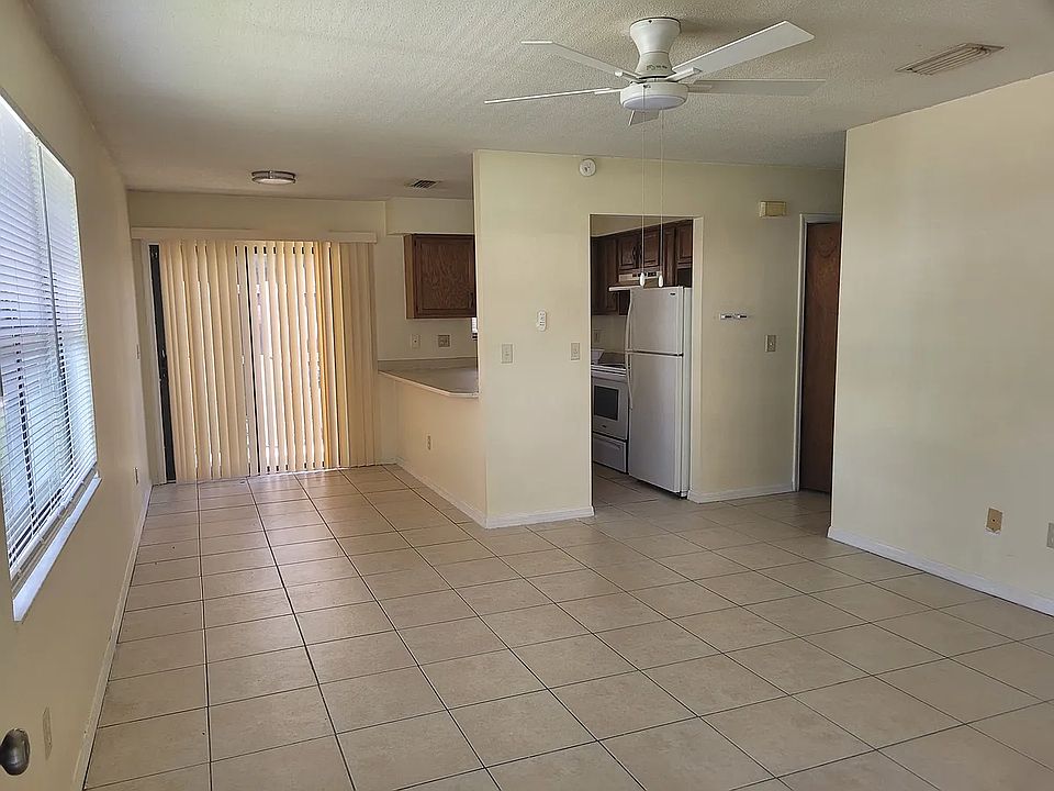 1st image of 3757 NW Huntsboro St #103