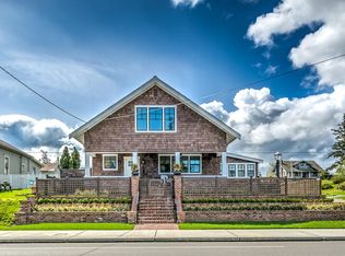 1319 6th St, Anacortes, WA 98221