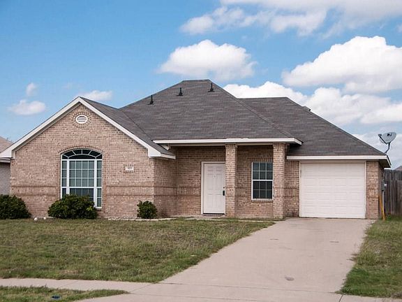2nd image of 623 Antonio Ln