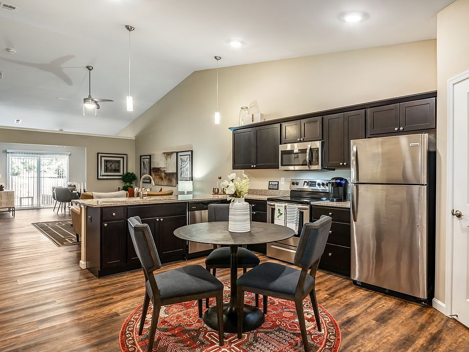 Spacious Kitchens with Breakfast Bar and Room for a Table
