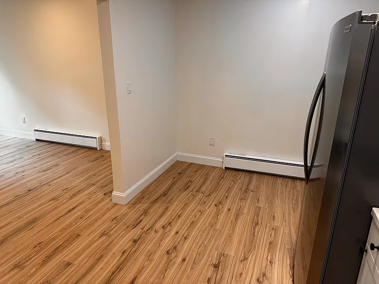 42 Johnston Ave #6 — Photo 9