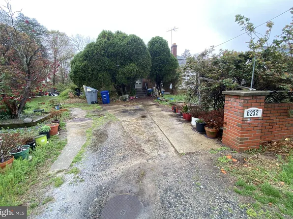 6232 Gum St, Alexandria, VA 22310