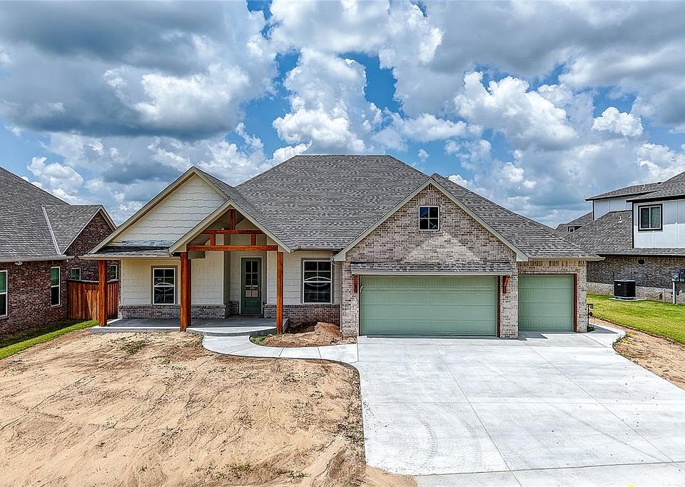 1st image of 3912 Skyler Way