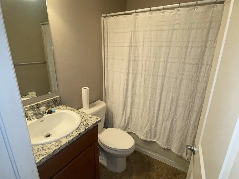 70 W Layton Ave #B — Photo 7