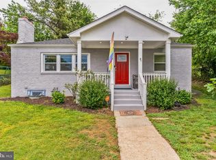 3914 Ellis St, Capitol Heights, MD 20743