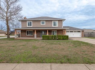 4424 S Farm Road 125, Springfield, MO 65810