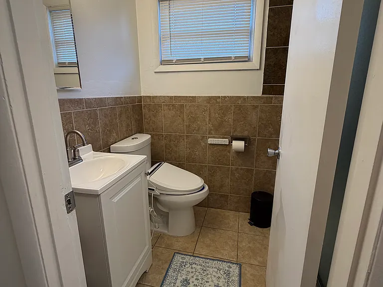 10043 Frontage Rd #D — Photo 36