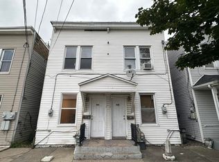 110 Yale Ave #A, Jersey City, NJ 07304